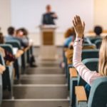 T’ajudem a demanar beques